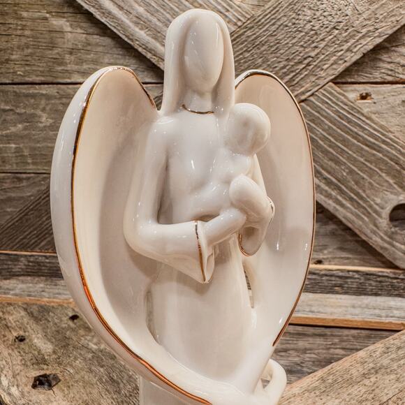 Gorgeous Vintage White and Gold Porcelain Angel-Mother-Grandmother Holding Baby - Picture 4 of 8